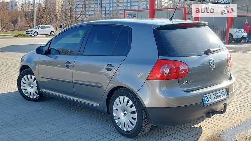 Хэтчбек Volkswagen Golf 2007 в Хмельницком