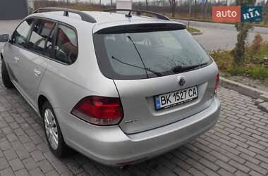 Универсал Volkswagen Golf 2011 в 