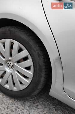 Универсал Volkswagen Golf 2011 в 