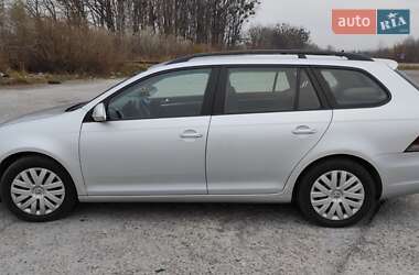 Универсал Volkswagen Golf 2011 в 