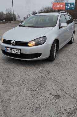 Универсал Volkswagen Golf 2011 в 