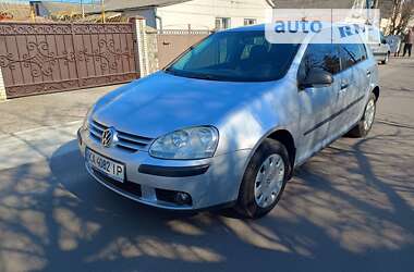 Хэтчбек Volkswagen Golf 2008 в Киеве