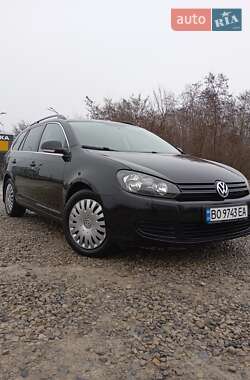 Універсал Volkswagen Golf 2010 в Тернополі