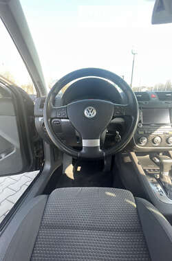 Універсал Volkswagen Golf 2009 в Луцьку