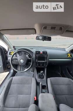 Универсал Volkswagen Golf 2007 в Киеве