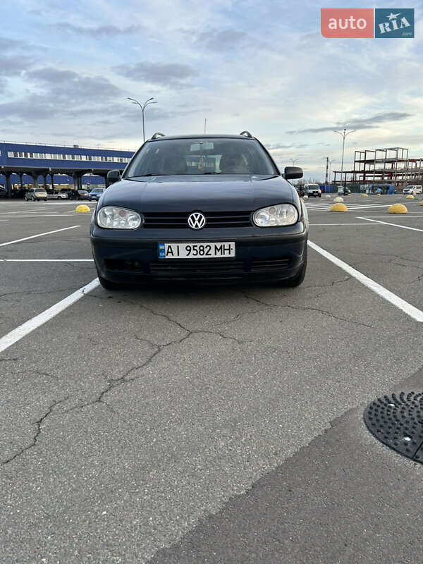 Volkswagen Golf 2000