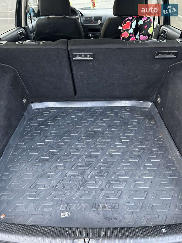 Универсал Volkswagen Golf 2000 в Киеве