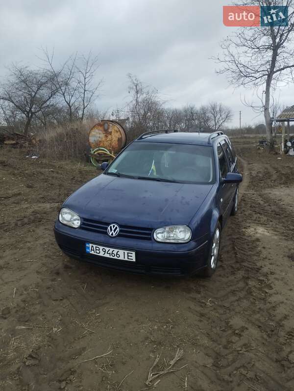 Универсал Volkswagen Golf 2003 в Тульчине