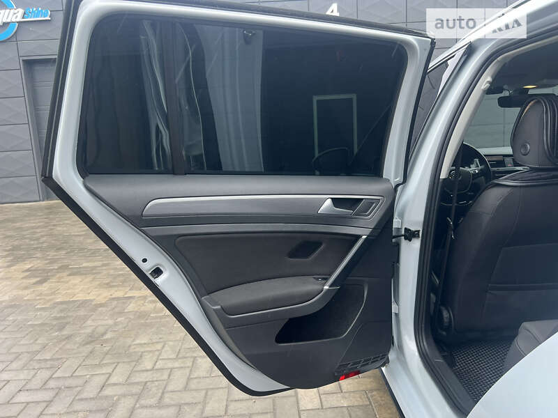 Универсал Volkswagen Golf 2017 в Днепре фото 19 Универсал Volkswagen Golf 2017 в Днепре