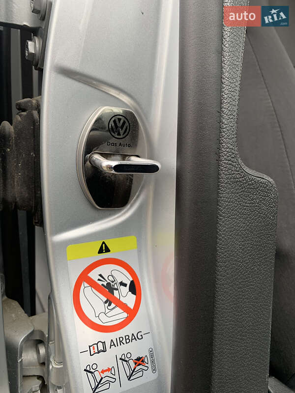 Универсал Volkswagen Golf 2009 в Ивано-Франковске