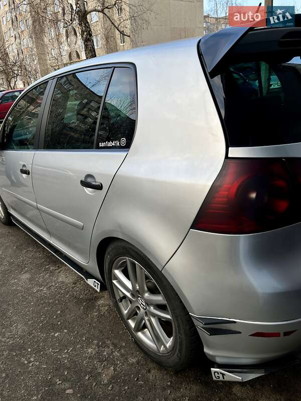 Хетчбек Volkswagen Golf 2008 в Рівному