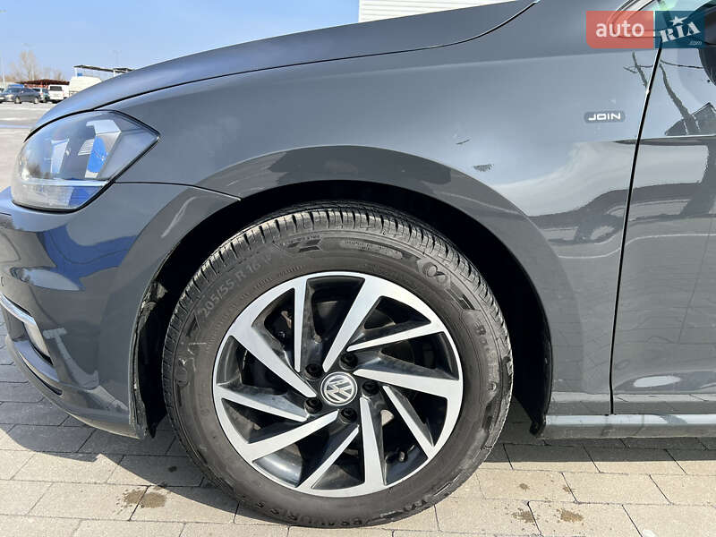 Универсал Volkswagen Golf 2018 в Киеве