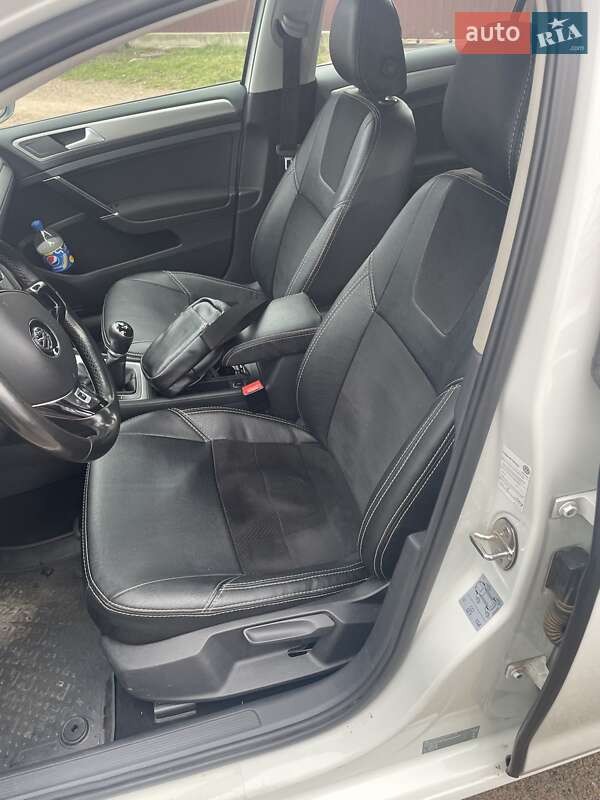 Универсал Volkswagen Golf 2014 в Переяславе