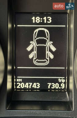 Хэтчбек Volkswagen Golf 2012 в 