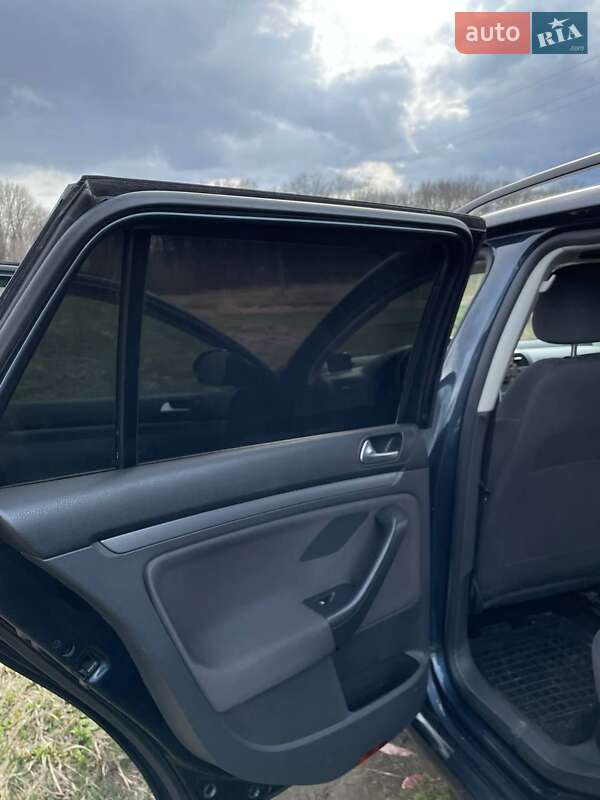 Универсал Volkswagen Golf 2008 в Овруче