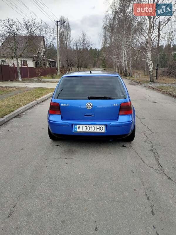 Хэтчбек Volkswagen Golf 1998 в Киеве