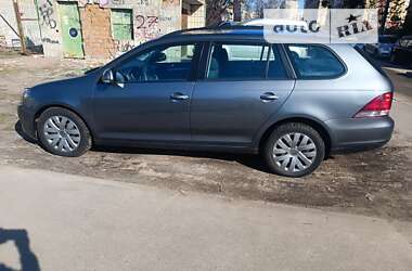 Універсал Volkswagen Golf 2009 в Києві