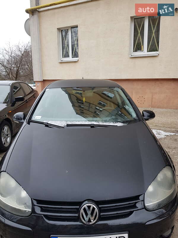 Універсал Volkswagen Golf 2004 в Житомирі