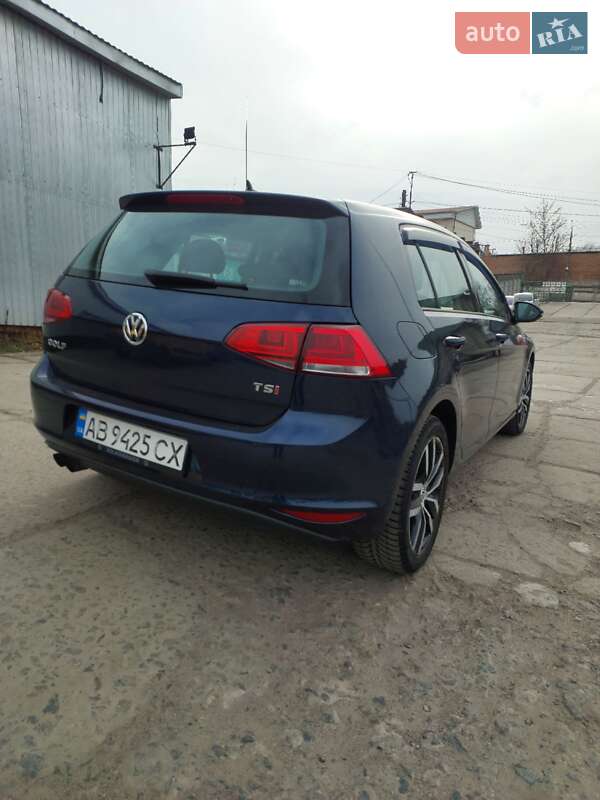 Хэтчбек Volkswagen Golf 2015 в Виннице