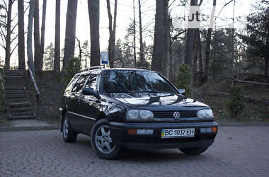 Универсал Volkswagen Golf 1995 в Трускавце
