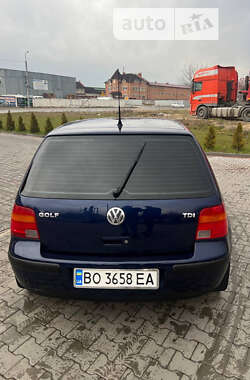 Хэтчбек Volkswagen Golf 2001 в Тернополе