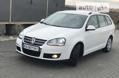 Универсал Volkswagen Golf 2009 в Киеве