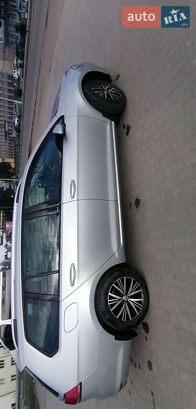 Универсал Volkswagen Golf 2016 в Самборе