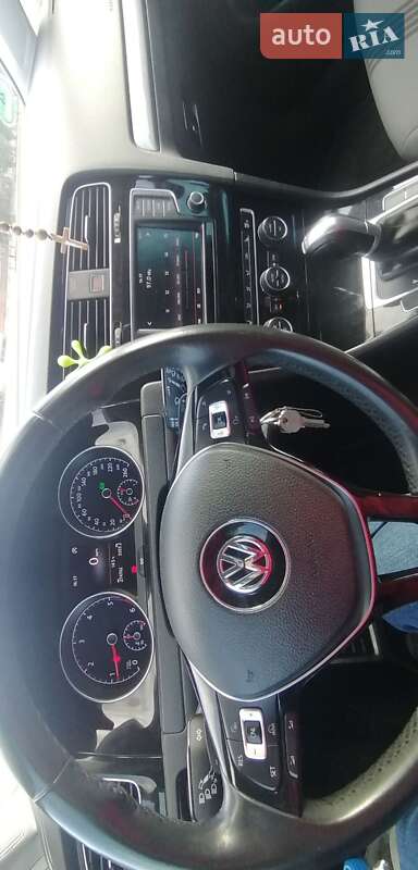 Универсал Volkswagen Golf 2016 в Самборе