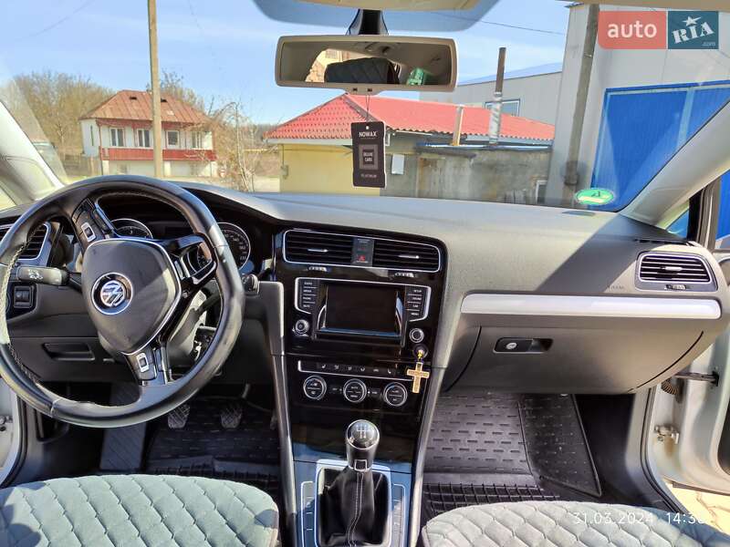 Универсал Volkswagen Golf 2014 в Сокирянах