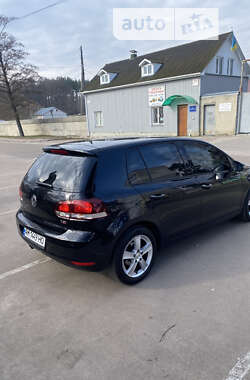 Хетчбек Volkswagen Golf 2009 в Житомирі