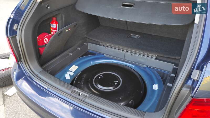 Универсал Volkswagen Golf 2008 в Львове