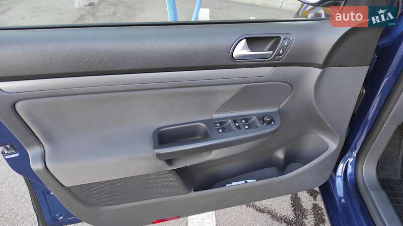 Универсал Volkswagen Golf 2008 в Львове