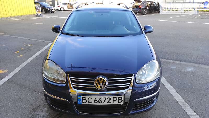 Універсал Volkswagen Golf 2008 в Львові