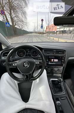 Универсал Volkswagen Golf 2017 в Нежине