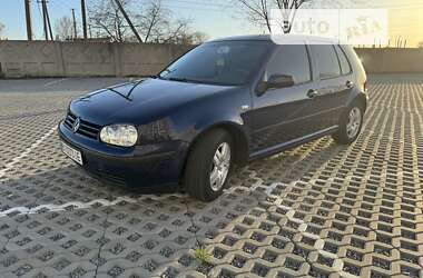 Хетчбек Volkswagen Golf 2002 в Полтаві