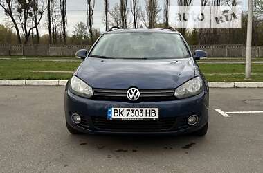 Универсал Volkswagen Golf 2010 в Киеве