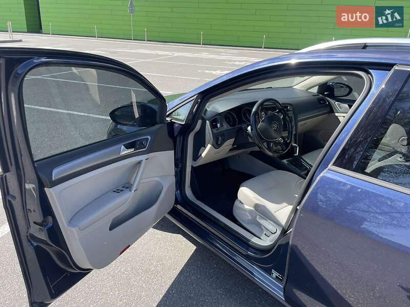 Универсал Volkswagen Golf 2014 в Одессе фото 16 Универсал Volkswagen Golf 2014 в Одессе