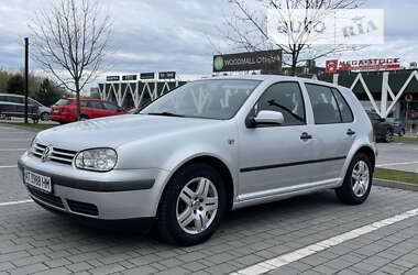 Хетчбек Volkswagen Golf 2001 в Хмельницькому