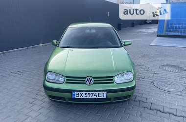 Хэтчбек Volkswagen Golf 2000 в Каменец-Подольском
