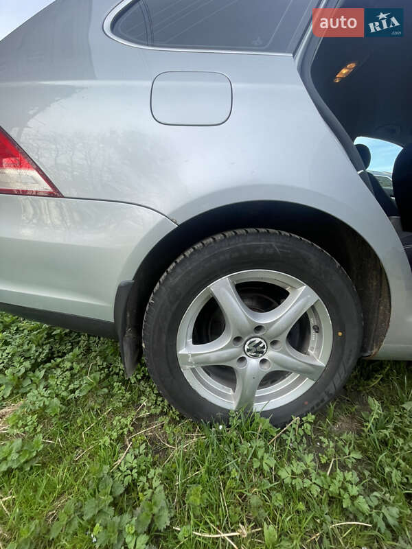 Универсал Volkswagen Golf 2009 в Стрые