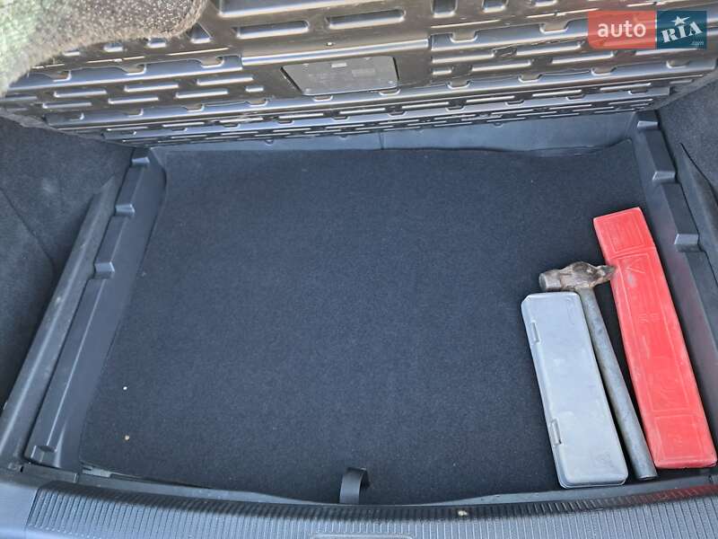 Универсал Volkswagen Golf 2012 в Ирпене