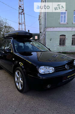 Хэтчбек Volkswagen Golf 2003 в Чернигове