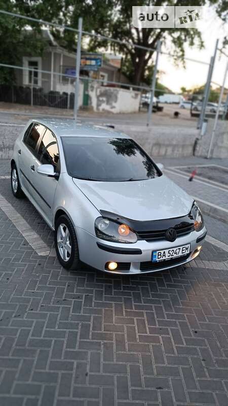 Volkswagen Golf 2005