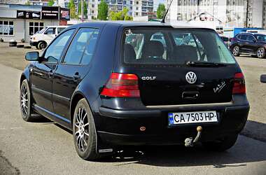 Хетчбек Volkswagen Golf 2000 в Черкасах