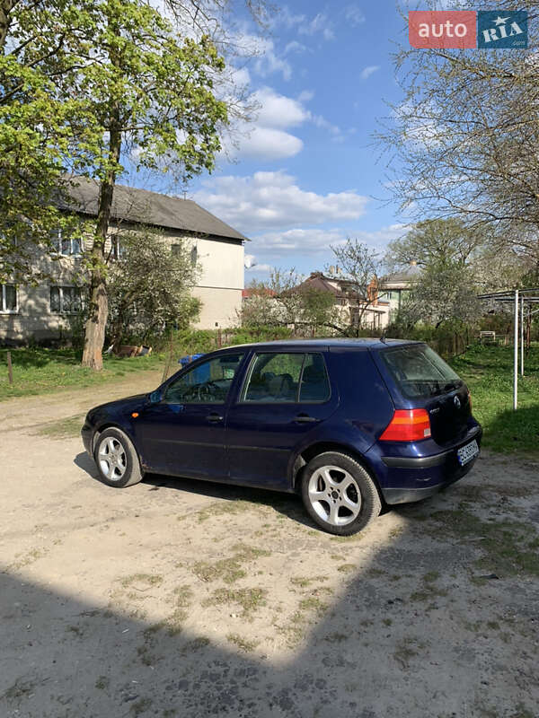 Хэтчбек Volkswagen Golf 2000 в Львове