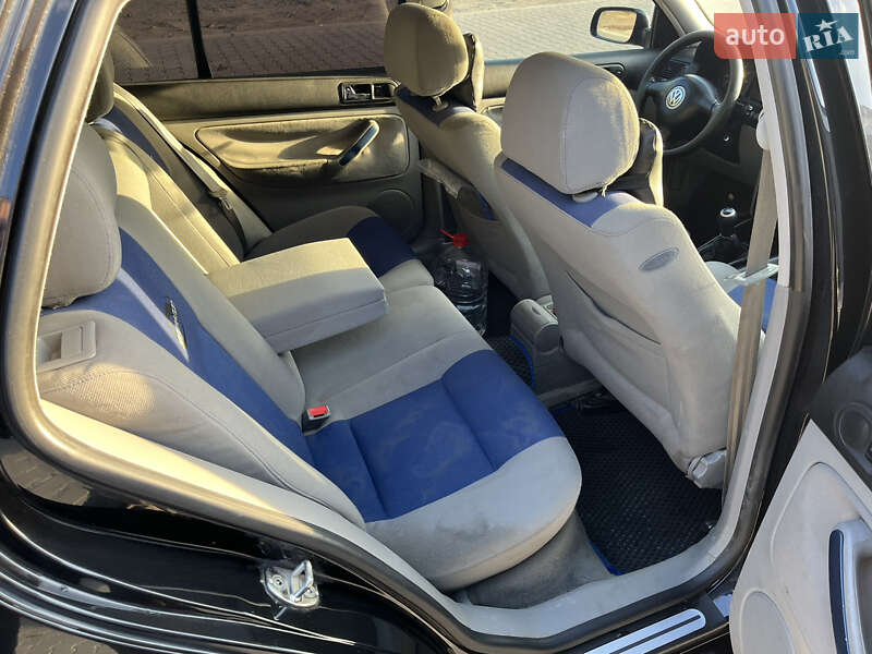 Хетчбек Volkswagen Golf 2000 в Львові