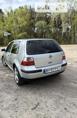 Хэтчбек Volkswagen Golf 2000 в Лебедине