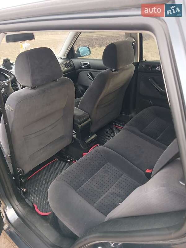 Хэтчбек Volkswagen Golf 1999 в Калуше