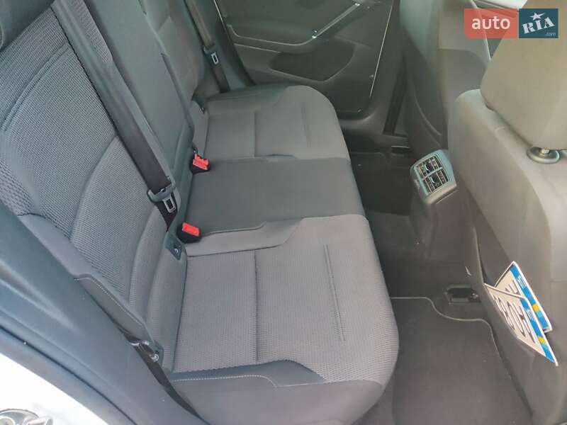 Хетчбек Volkswagen Golf 2013 в Мукачевому