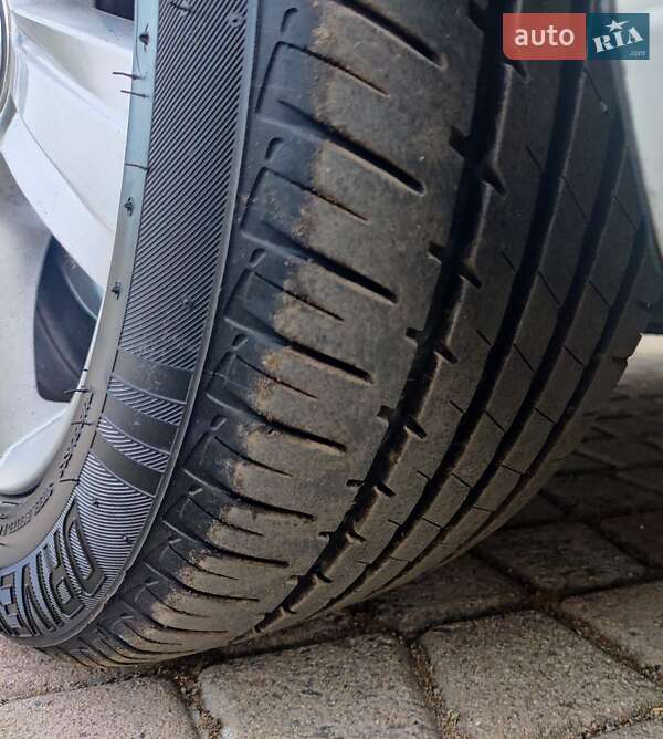 Хетчбек Volkswagen Golf 2013 в Мукачевому